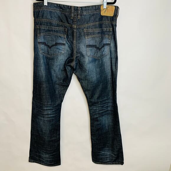 Buffalo Lengendary King Basic Jean  Sz 36 x 32 Whiskering Detailed Pockets - Picture 3 of 8